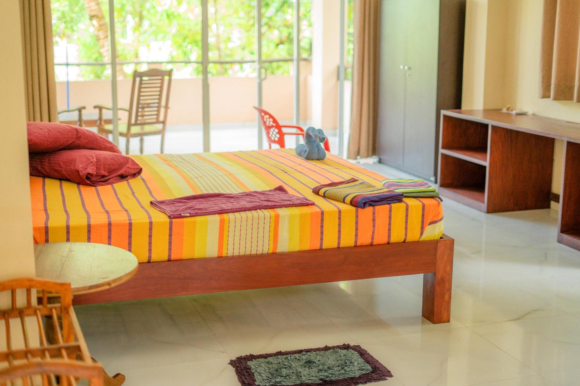 Monkey Villa Хіккадува Екстер'єр фото