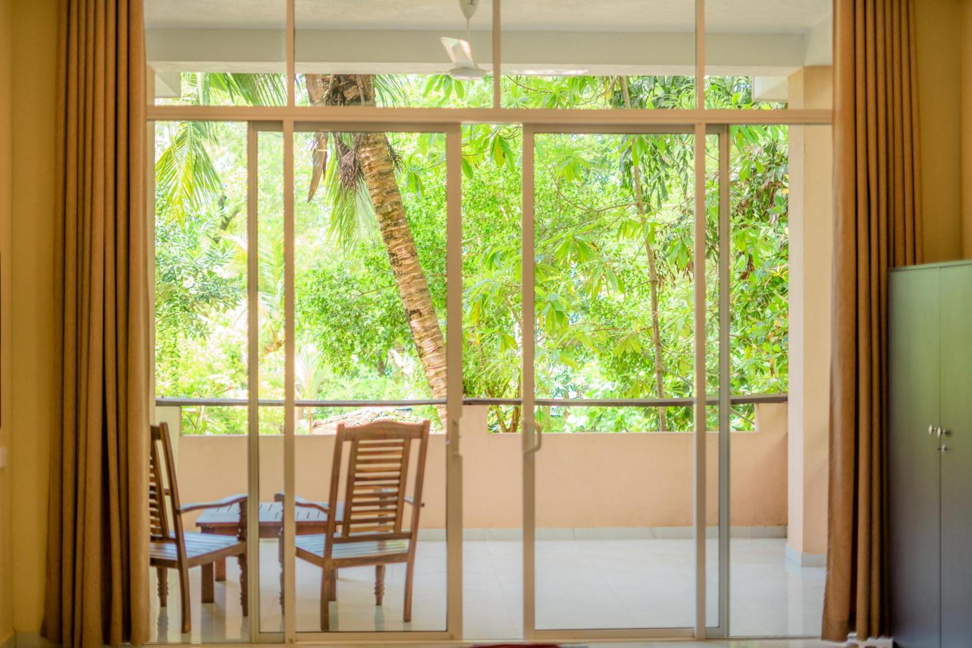 Monkey Villa Хіккадува Екстер'єр фото